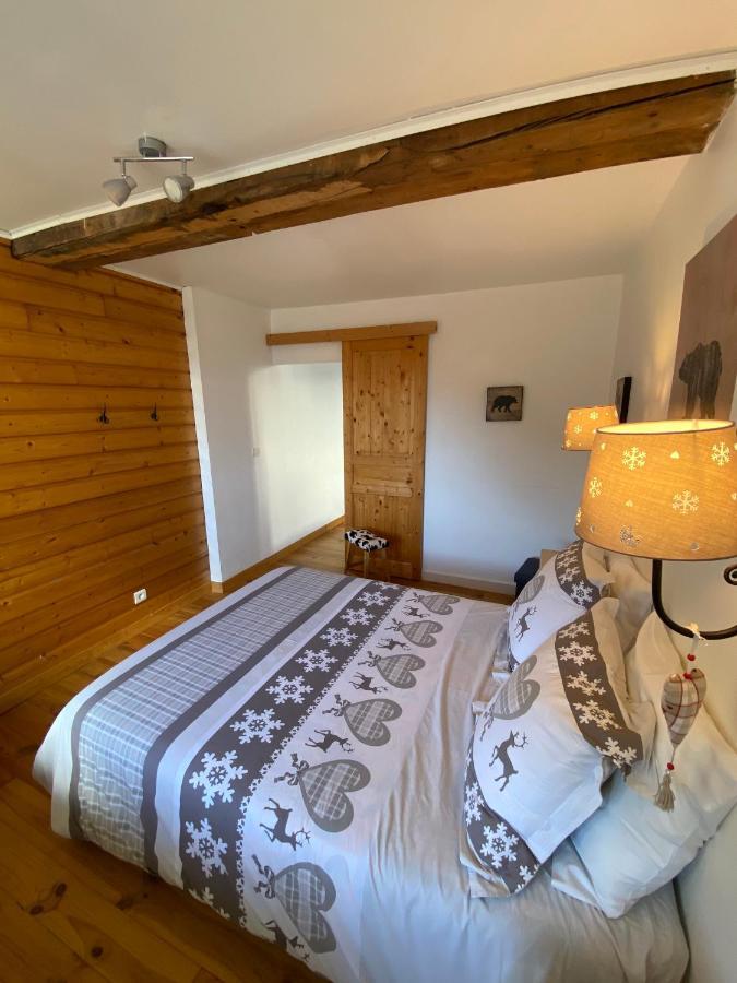 Auberge De La Foret Auris Exterior photo
